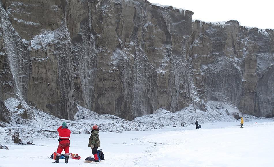 Forscher messen Rekord-Erosion am Flussufer in Alaska