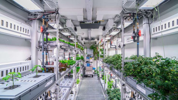 EDEN-ISS-Gewu00e4chshaus unter Polarlichtern