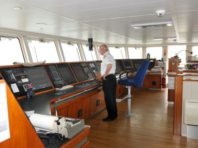 Die Brücke der Plancius (© Jens Meyer / Oceanwide Expeditions)