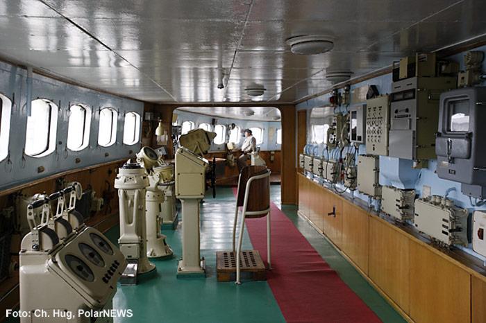 007-Eisbrecher-Lenin-Bruecke